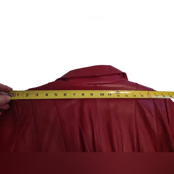 Ladies Genuine Leather Red Jacket - Picture 6 of 8